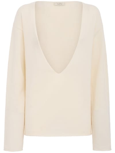 AMIYA - Milano V Neck