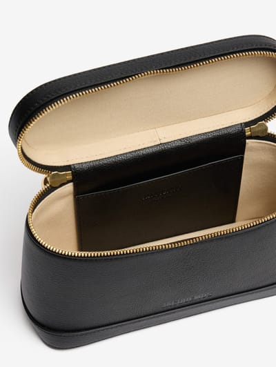 Jacquemus: Le Petit Vanity leather top handle bag