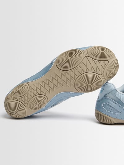 Asics: Hypersync low-top mesh sneakers