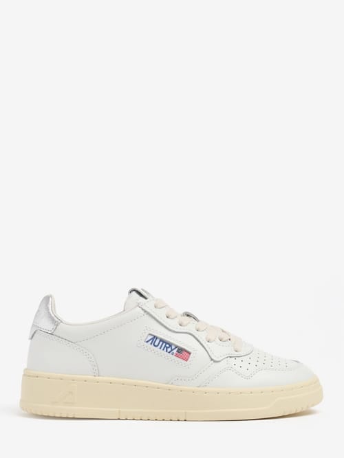 Autry: Cow leather sneakers Medalist Low