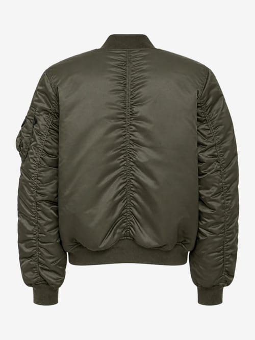 Alpha Industries: MA-1 UV bomber jacket