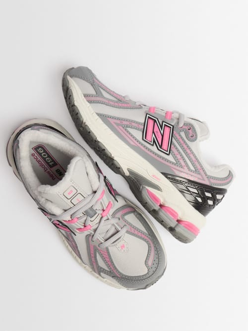 New Balance: 绒面皮拼接运动鞋
