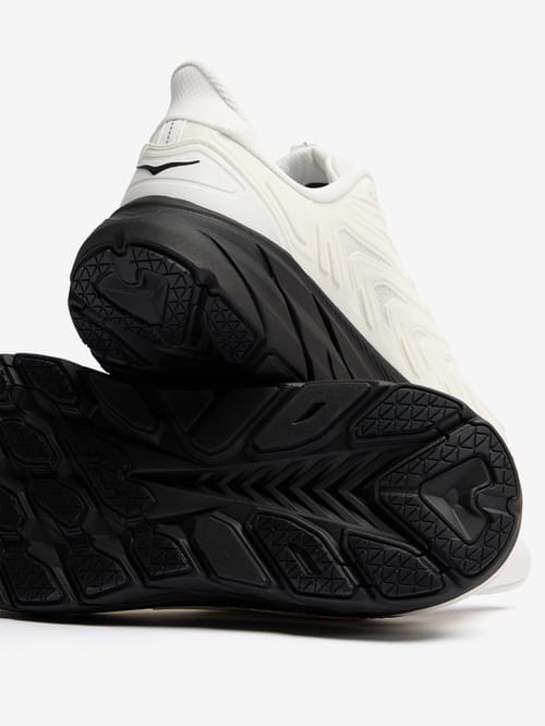 Hoka: Clifton UTL sneakers