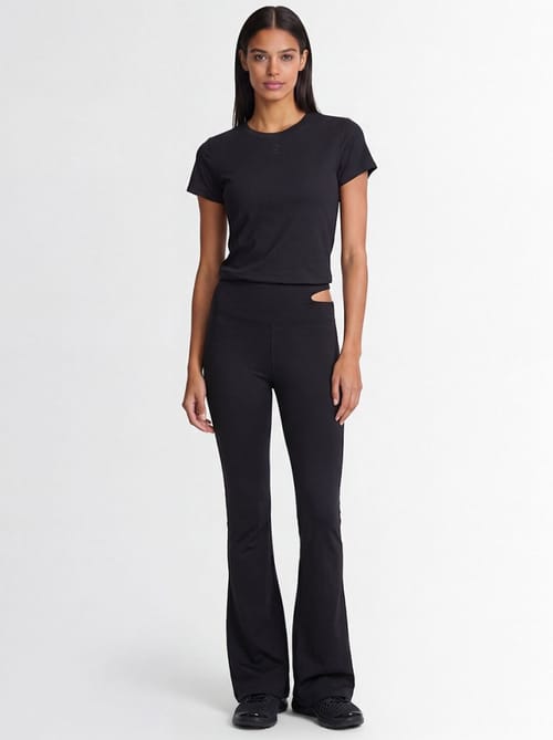 Nike: Court Advantage ribbed t-shirt