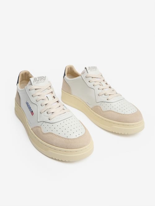 Autry: Medalist Low sneakers in cow leather