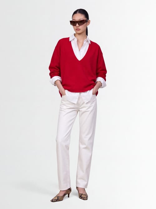 AMIYA: Milano V Neck