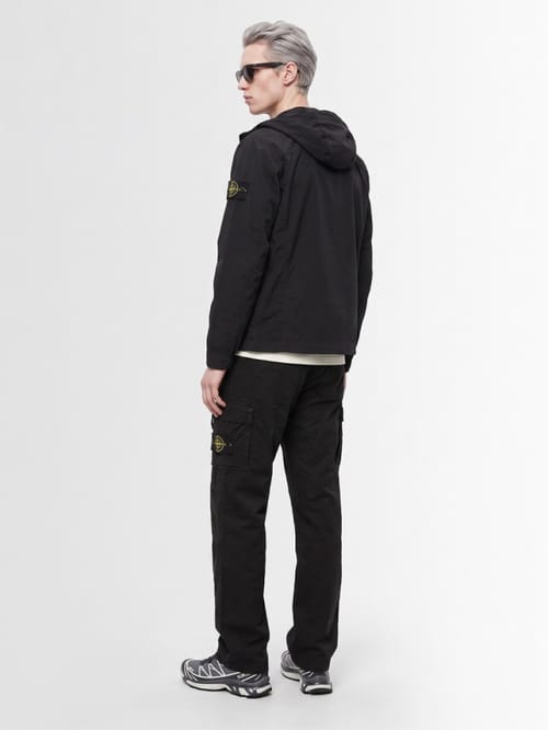 Stone Island: Parka corta de nailon con capucha