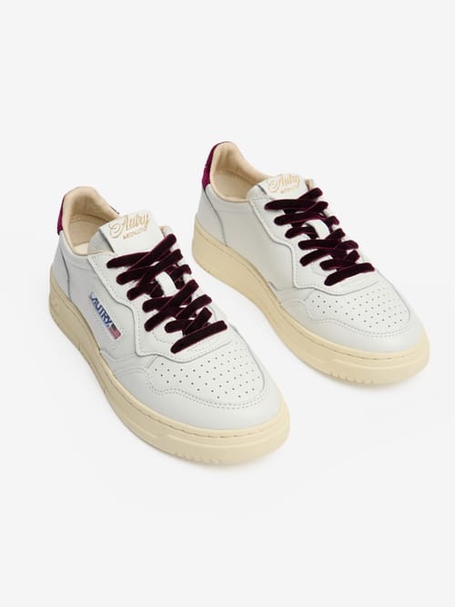 Autry: Medalist Low cow leather sneakers