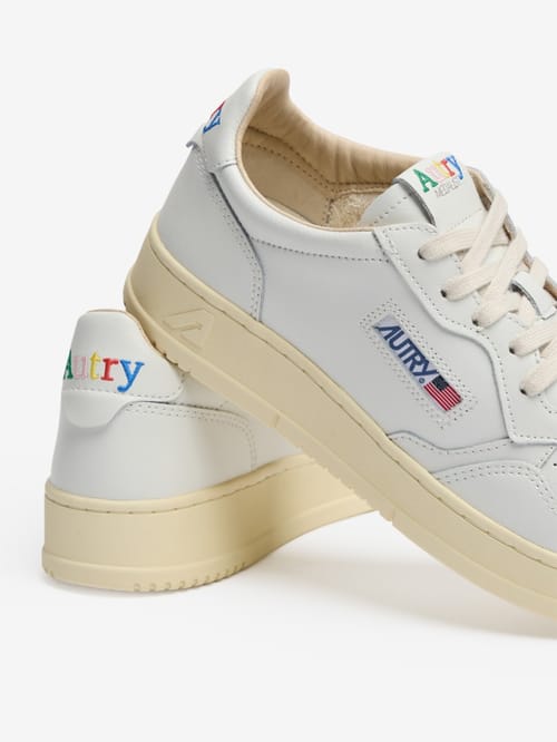 Autry: Medalist Low cow leather sneakers