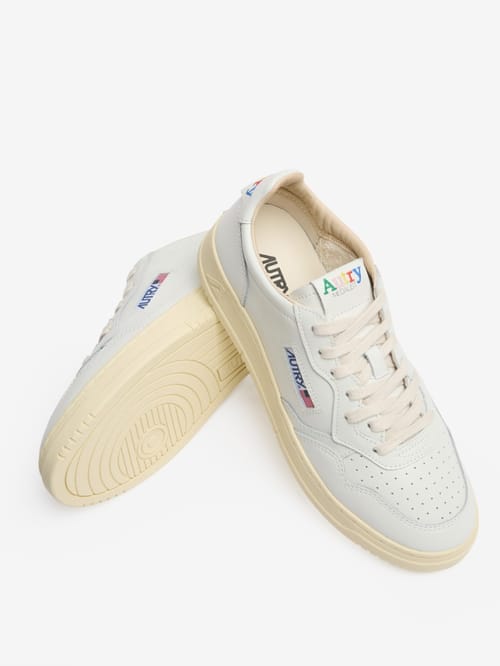 Autry: Medalist Low cow leather sneakers