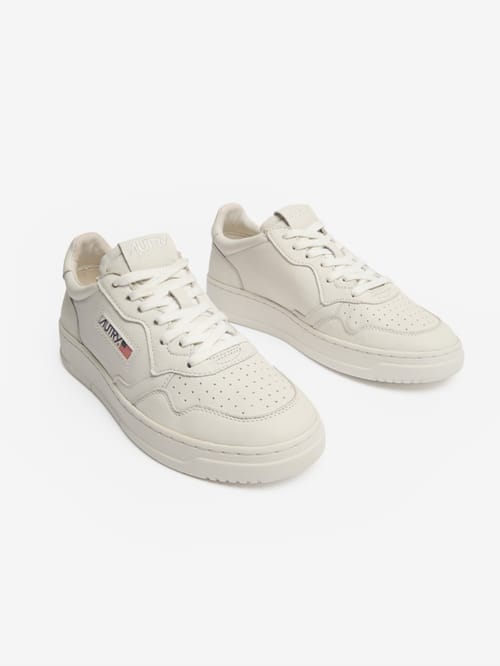 Autry: Medalist Low goat leather sneakers