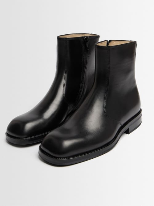 Lemaire: Leather ankle boots with zip