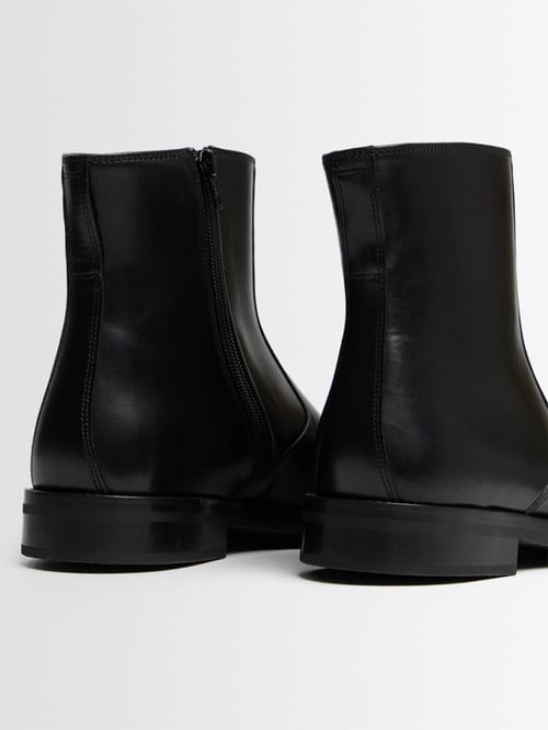Lemaire: Leather ankle boots with zip