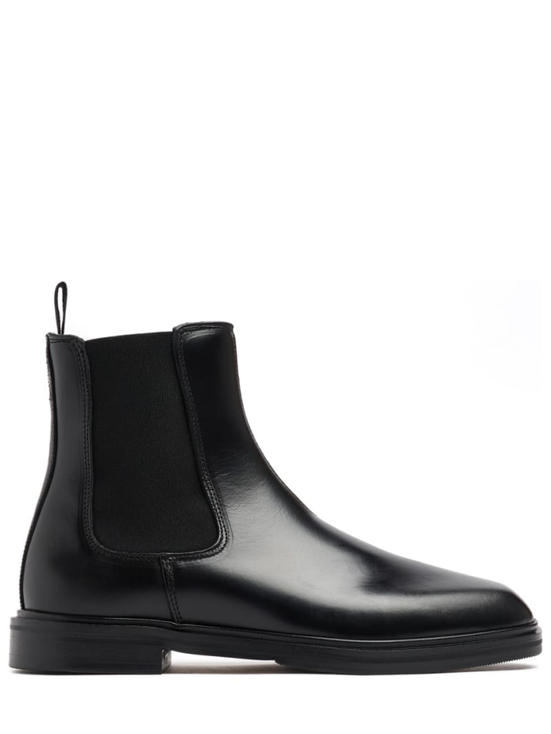 VINNY'S: Square-toe leather Chelsea boots