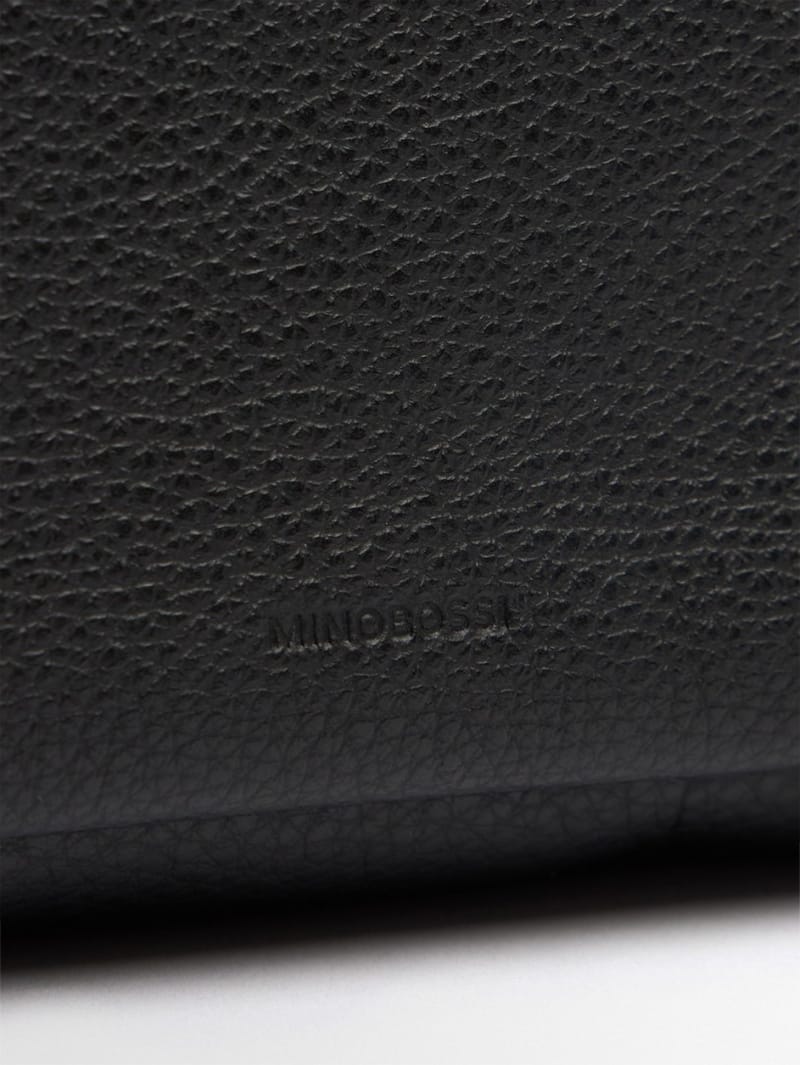 Minobossi: Anna Bauletto Leder-Schultertasche