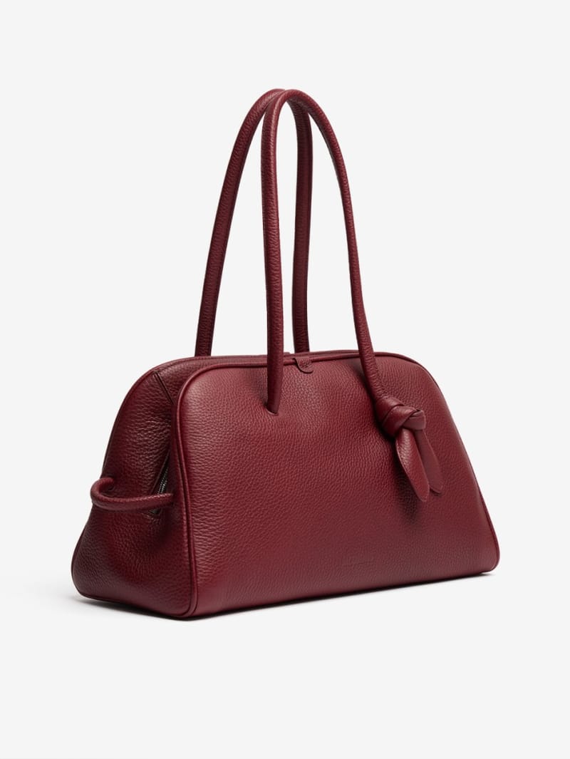 Jacquemus: Le Turismo leather shoulder bag