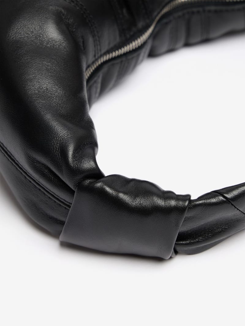 Lemaire: Mini Fortune Croissant soft nappa bag