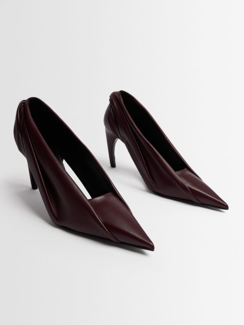 Khaite - Calfskin pointed-toe pumps