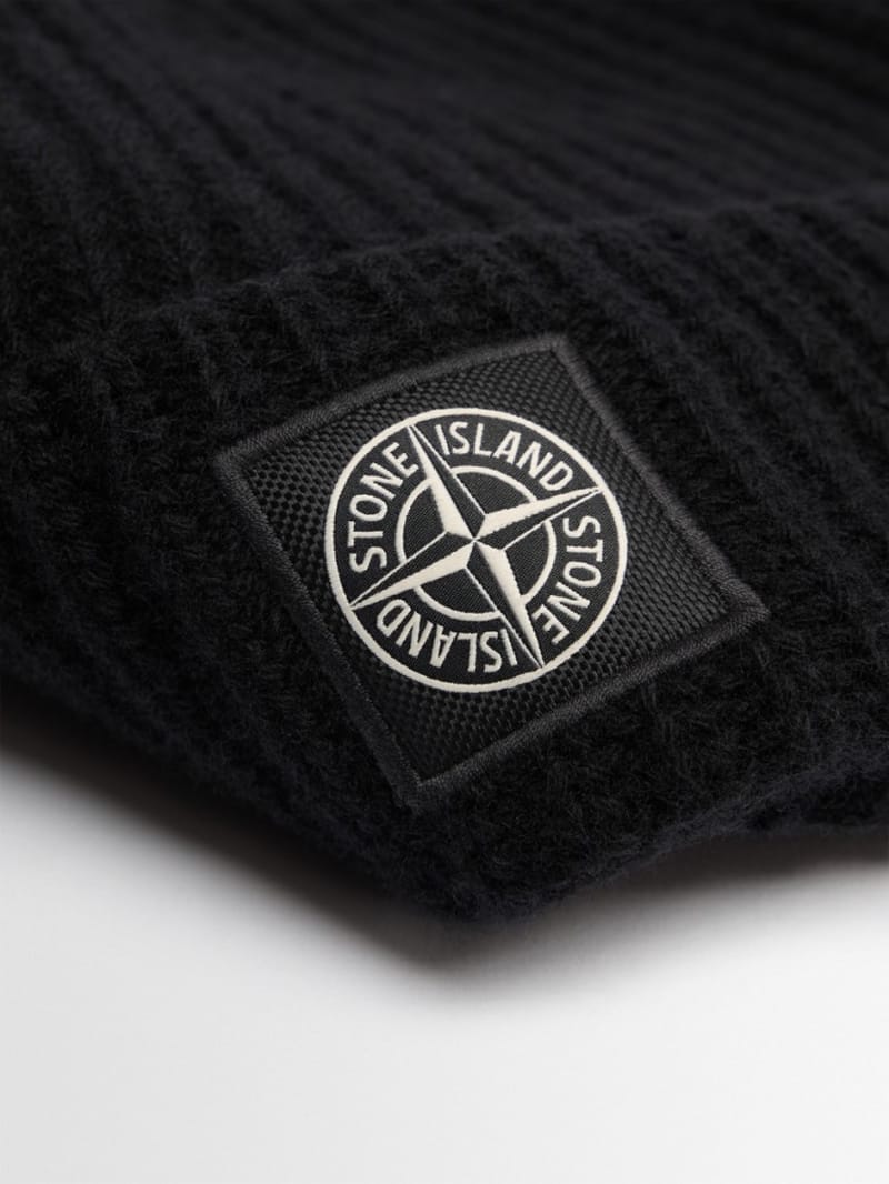 Stone Island - Ribbed knit beanie with cuff
