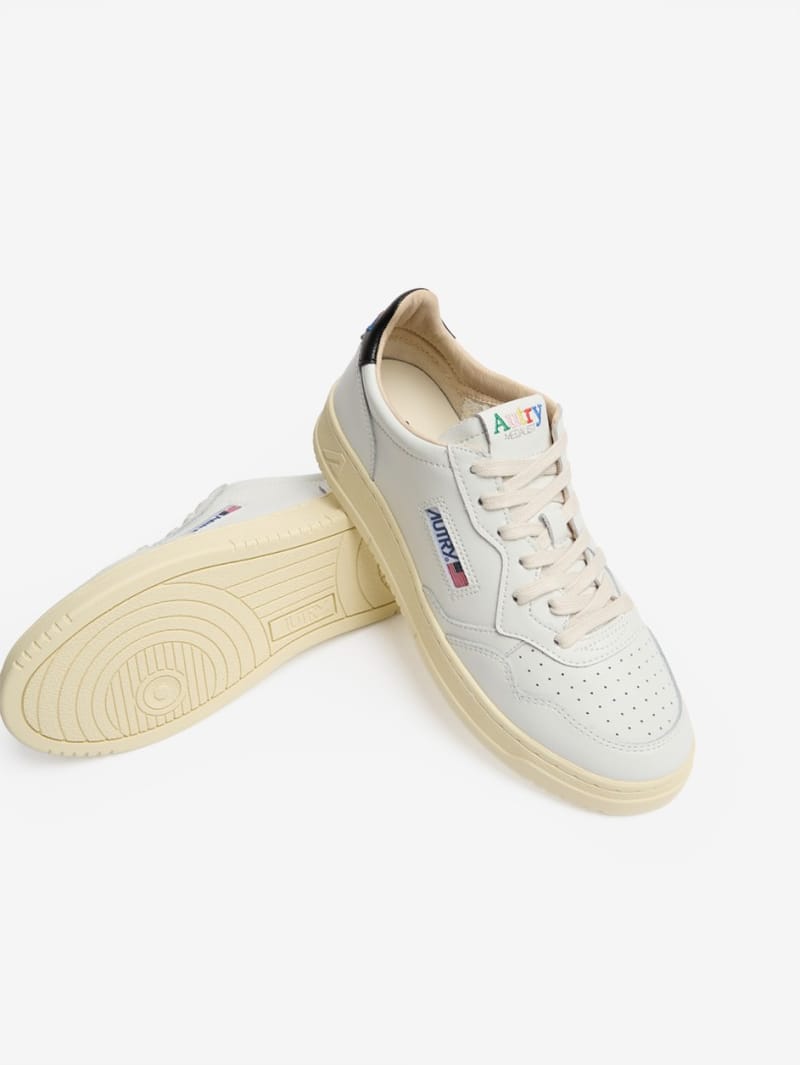 Autry: Medalist Low sneakers in cow leather