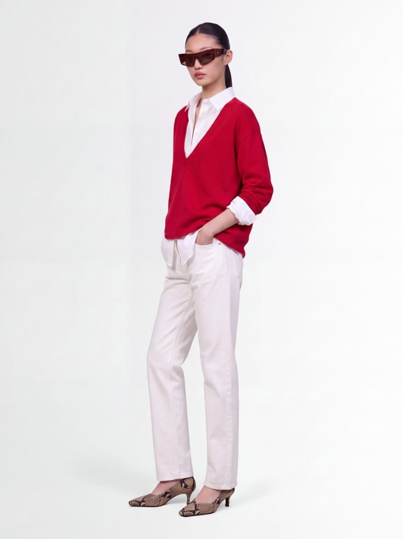 AMIYA: Milano V Neck