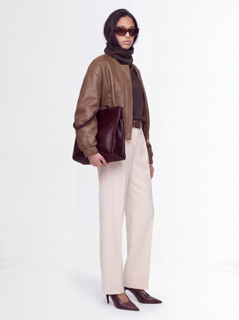 CRUNA: Pleated Wide Leg Regular Fit Pants