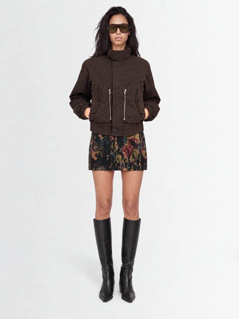 CRUNA: Regular fit mini skirt