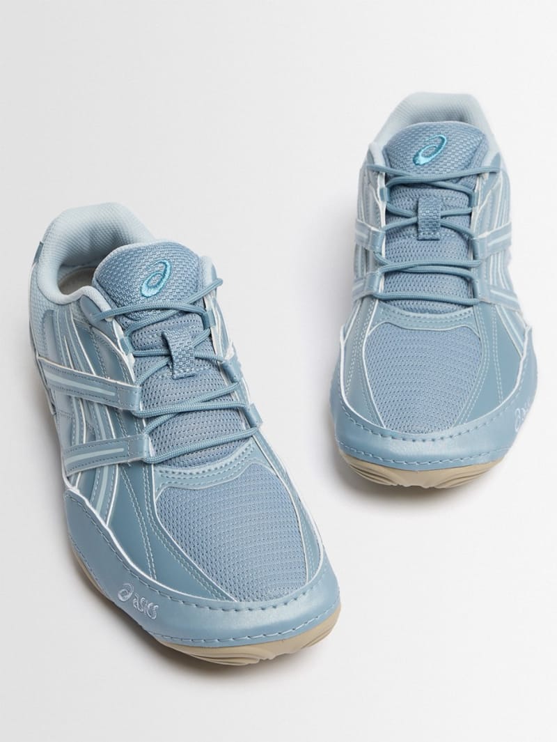 Asics: Hypersync low-top mesh sneakers