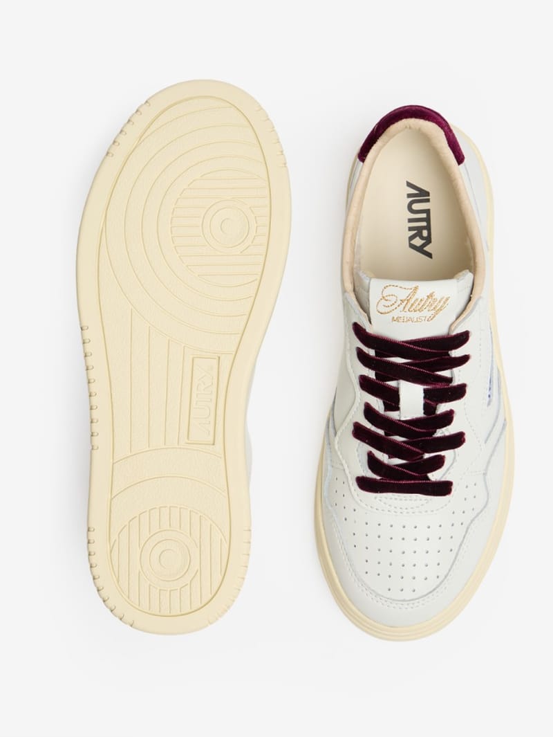 Autry: Medalist Low cow leather sneakers
