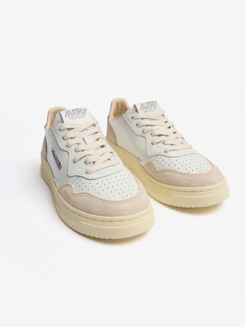 Autry - Medalist Low cow leather sneakers