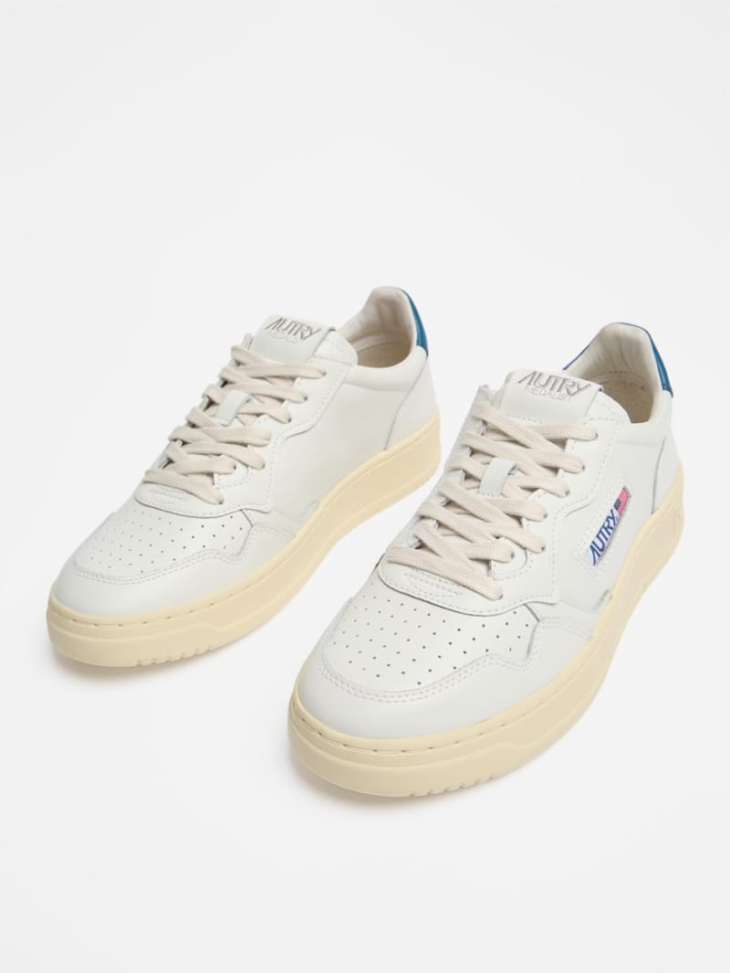 Autry: Medalist Low cow leather sneakers